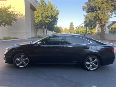 2017 Lexus ES 300h   - Photo 5 - Sacramento, CA 95825