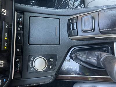 2017 Lexus ES 300h   - Photo 38 - Sacramento, CA 95825