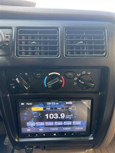 2004 Toyota Tacoma PreRunner V6 4dr Double Cab PreRunner V6 - Photo 32 - Sacramento, CA 95825