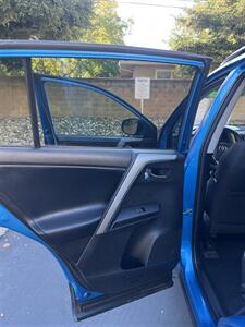 2017 Toyota RAV4 XLE - Photo 16 - Sacramento, CA 95825