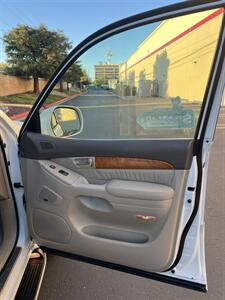 2005 Lexus GX 470   - Photo 29 - Sacramento, CA 95825