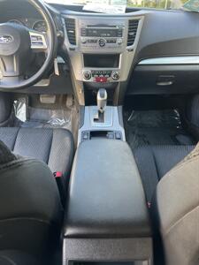 2012 Subaru Outback 2.5i - Photo 17 - Sacramento, CA 95825