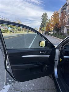 2012 Subaru Outback 2.5i - Photo 13 - Sacramento, CA 95825