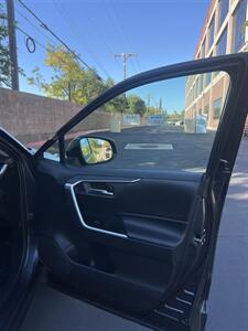 2019 Toyota RAV4 Hybrid XLE - Photo 28 - Sacramento, CA 95825