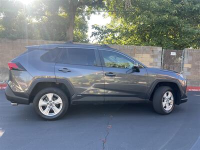 2019 Toyota RAV4 Hybrid XLE - Photo 10 - Sacramento, CA 95825