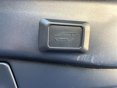 2019 Toyota RAV4 Hybrid XLE - Photo 24 - Sacramento, CA 95825