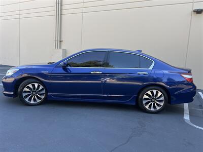 2017 Honda Accord Hybrid Touring   - Photo 5 - Sacramento, CA 95825