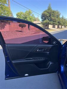 2017 Honda Accord Hybrid Touring   - Photo 14 - Sacramento, CA 95825