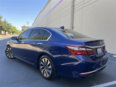 2017 Honda Accord Hybrid Touring   - Photo 6 - Sacramento, CA 95825
