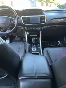 2017 Honda Accord Hybrid Touring   - Photo 19 - Sacramento, CA 95825