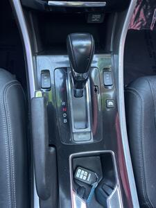 2017 Honda Accord Hybrid Touring   - Photo 34 - Sacramento, CA 95825