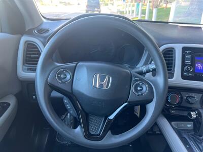 2016 Honda HR-V LX   - Photo 26 - Sacramento, CA 95825