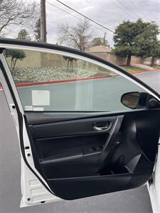 2018 Toyota Corolla SE   - Photo 13 - Sacramento, CA 95825