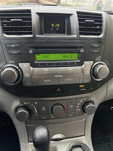 2011 Toyota Highlander - Photo 32 - Sacramento, CA 95825