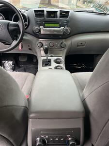 2011 Toyota Highlander - Photo 17 - Sacramento, CA 95825