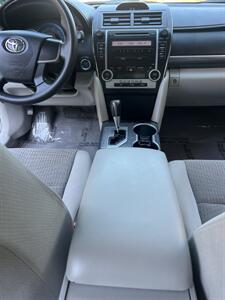 2012 Toyota Camry Hybrid LE   - Photo 19 - Sacramento, CA 95825
