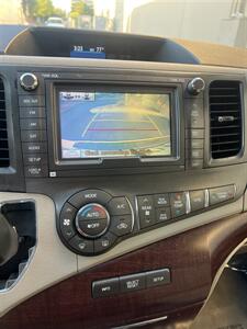 2012 Toyota Sienna XLE 7-Passenger   - Photo 34 - Sacramento, CA 95825