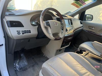 2012 Toyota Sienna XLE 7-Passenger   - Photo 14 - Sacramento, CA 95825
