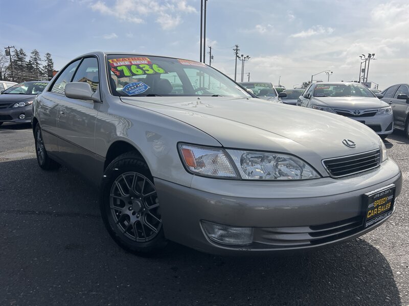 1999 Lexus ES 300  