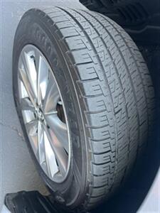 2017 Toyota RAV4 Platinum   - Photo 34 - Sacramento, CA 95825