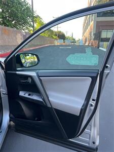 2017 Toyota RAV4 Platinum   - Photo 28 - Sacramento, CA 95825