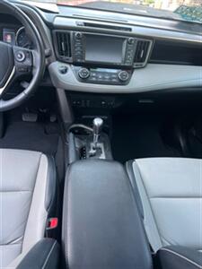 2017 Toyota RAV4 Platinum   - Photo 19 - Sacramento, CA 95825
