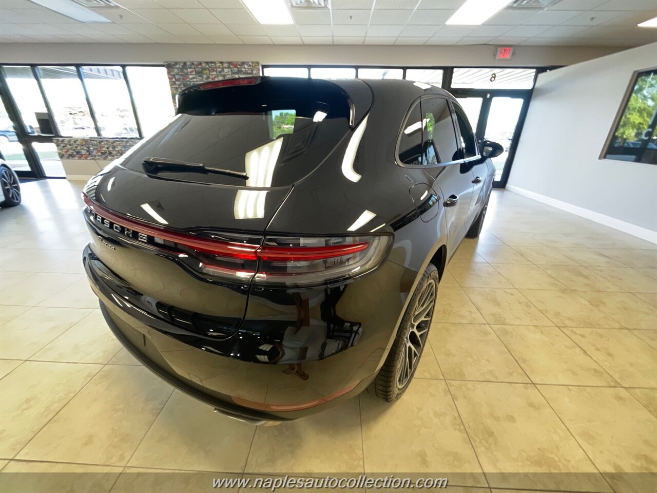 2019 Porsche Macan   - Photo 6 - Fort Myers, FL 33967