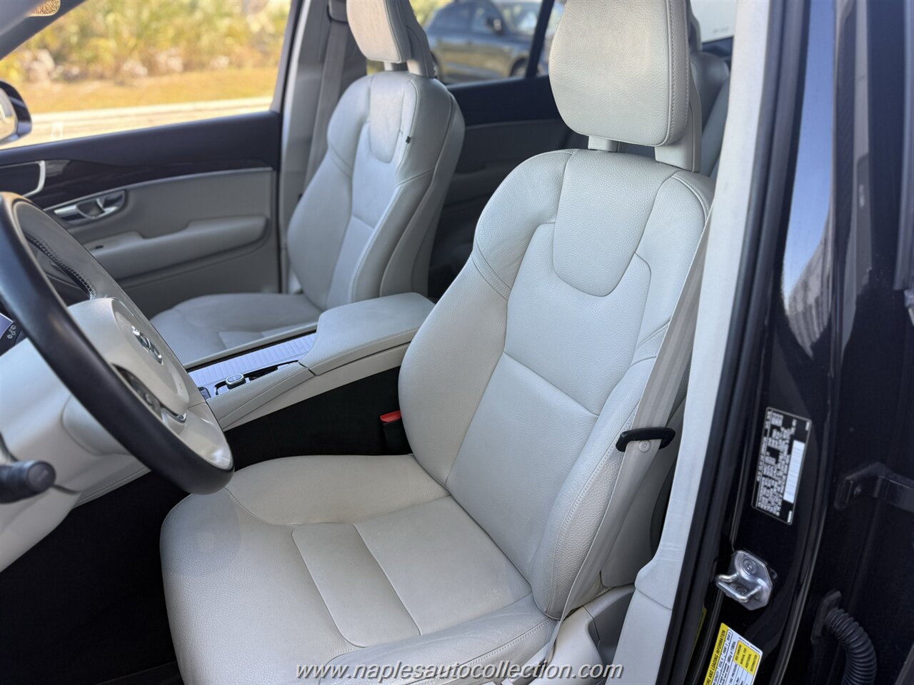 2017 Volvo XC90 T5 Momentum - Photo 12 - Fort Myers, FL 33967