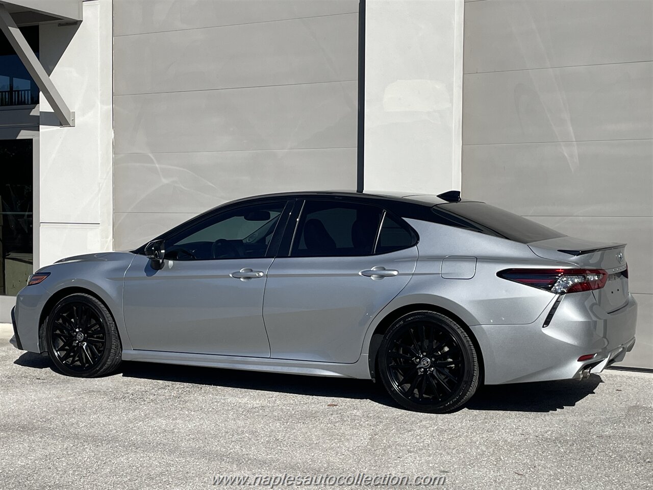 2021 Toyota Camry XSE   - Photo 4 - Fort Myers, FL 33967