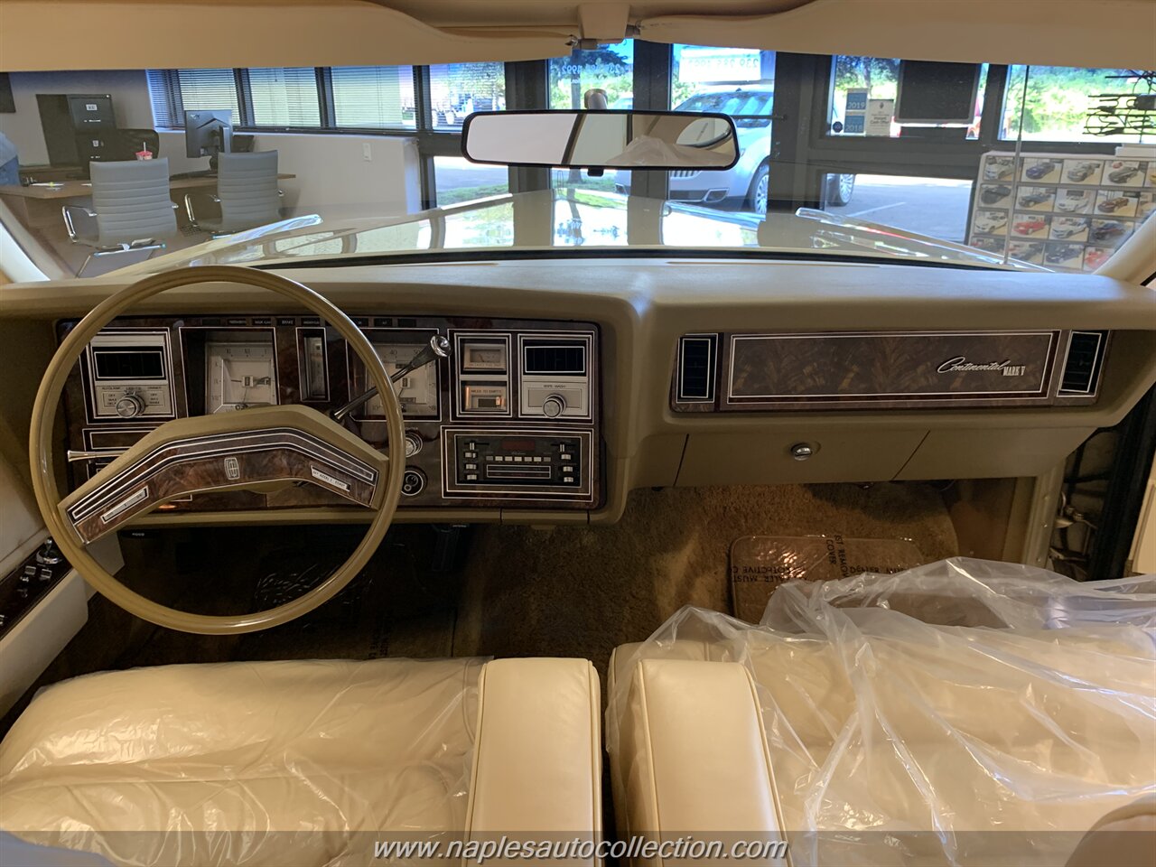 1979 Lincoln Mark Series   - Photo 2 - Fort Myers, FL 33967