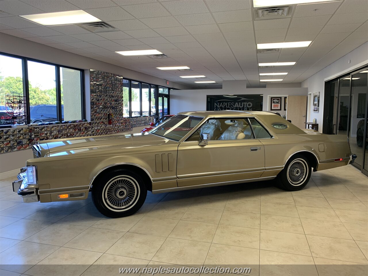 1979 Lincoln Mark Series   - Photo 3 - Fort Myers, FL 33967
