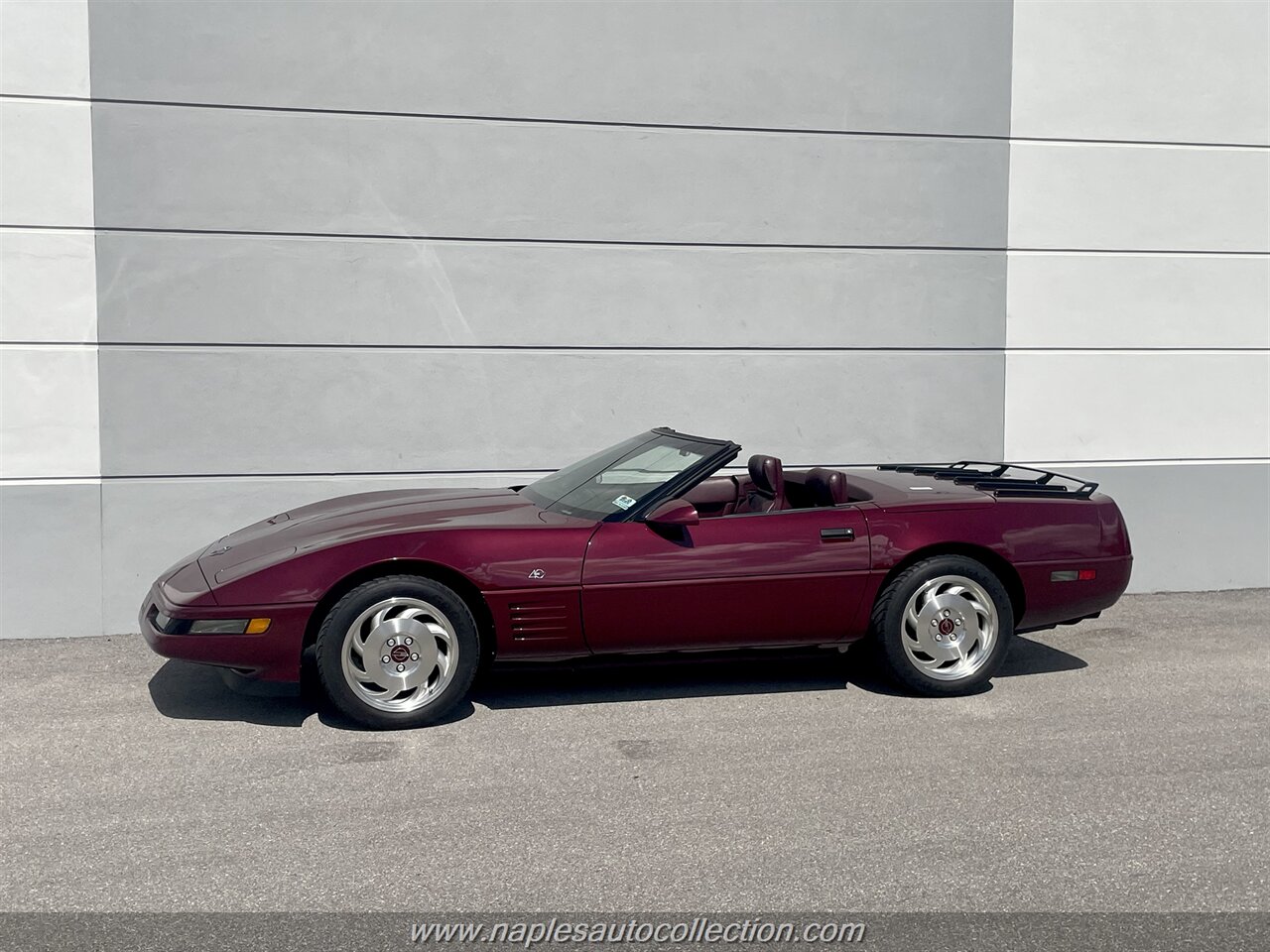 1993 Chevrolet Corvette   - Photo 14 - Fort Myers, FL 33967