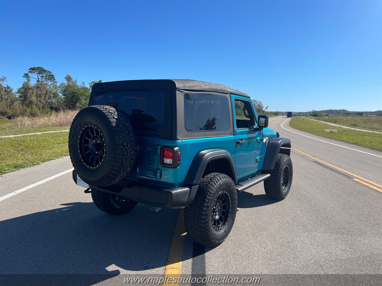 2020 Jeep Wrangler Sport  Willys - Photo 6 - Fort Myers, FL 33967