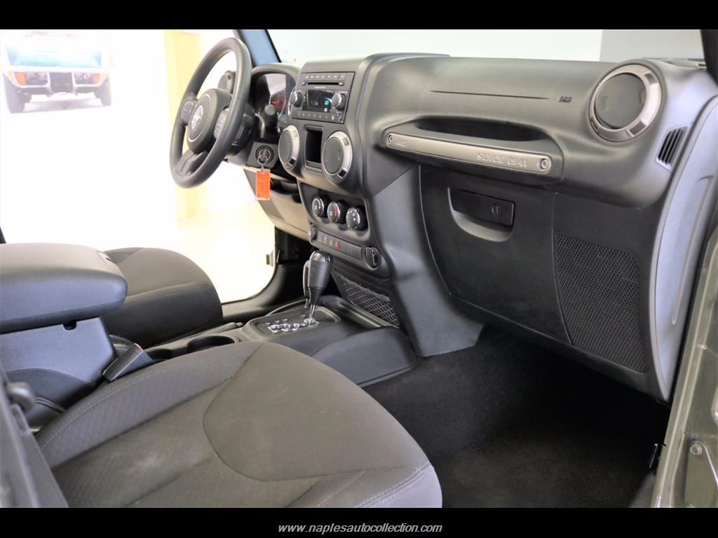 2016 Jeep Wrangler Unlimited Sport   - Photo 34 - Fort Myers, FL 33967