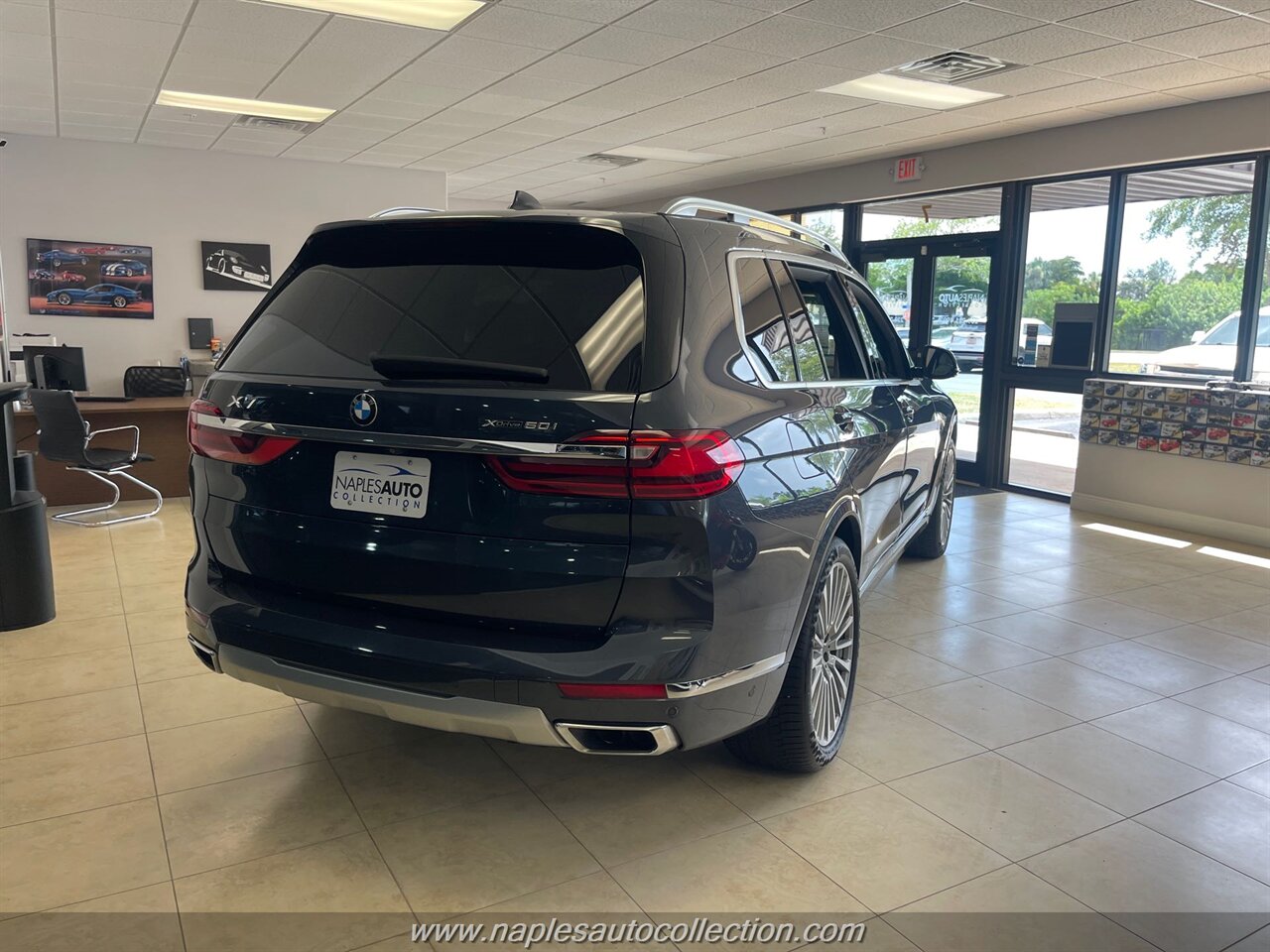 2019 BMW X7 xDrive50i   - Photo 5 - Fort Myers, FL 33967