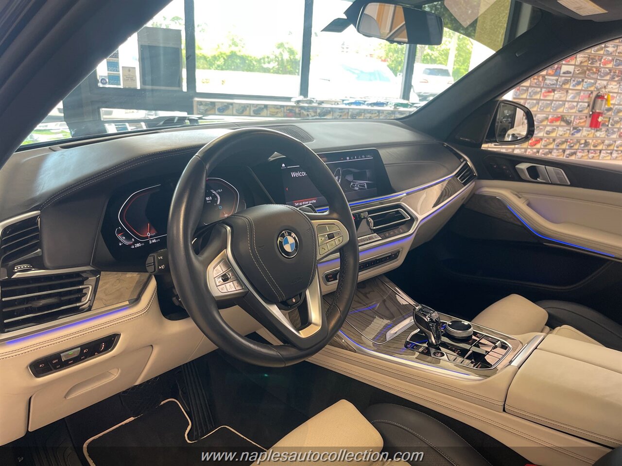 2019 BMW X7 xDrive50i   - Photo 10 - Fort Myers, FL 33967