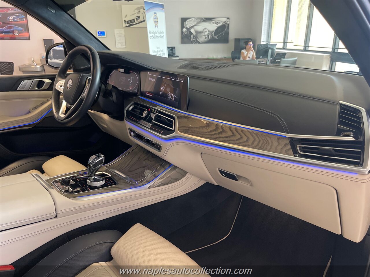 2019 BMW X7 xDrive50i   - Photo 17 - Fort Myers, FL 33967