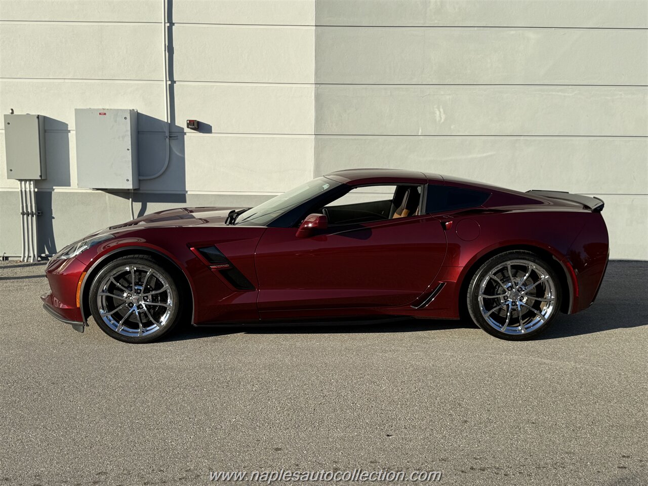 2019 Chevrolet Corvette Grand Sport   - Photo 14 - Fort Myers, FL 33967