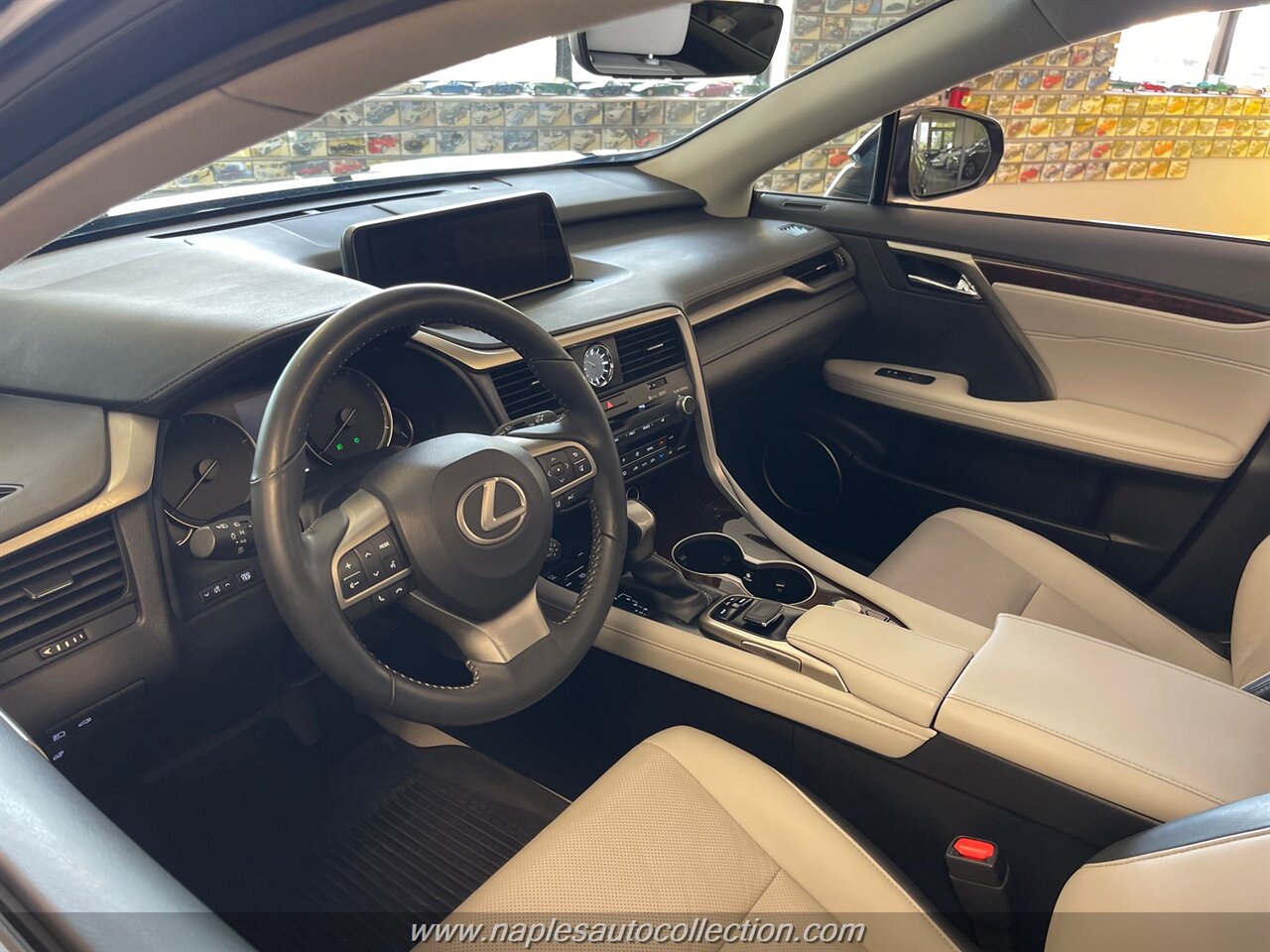 2019 Lexus RX 350   - Photo 2 - Fort Myers, FL 33967