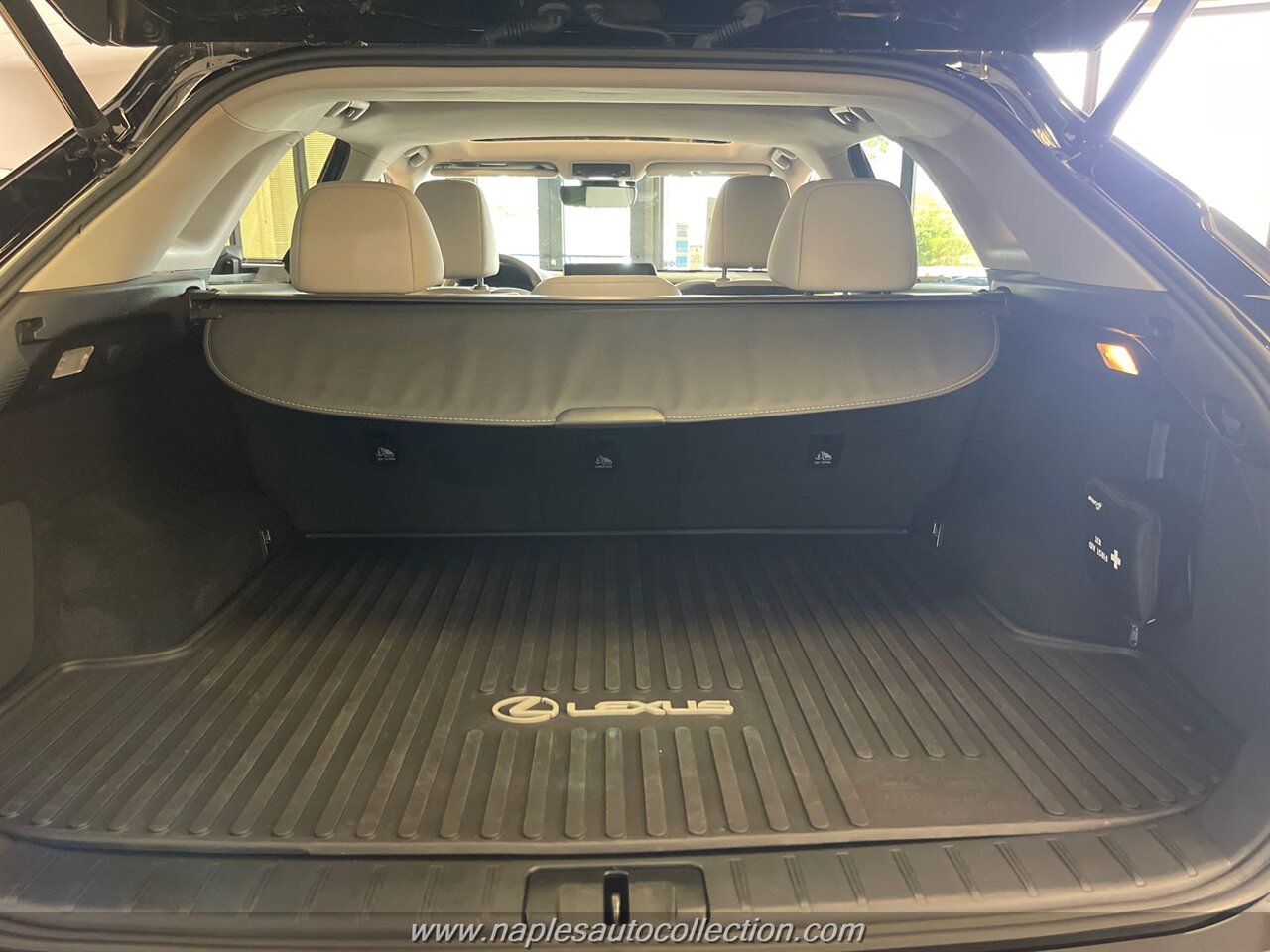 2019 Lexus RX 350   - Photo 19 - Fort Myers, FL 33967