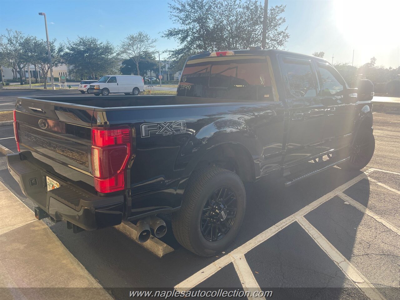 2021 Ford F-250 Super Duty Lariat   - Photo 4 - Fort Myers, FL 33967