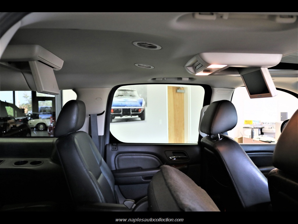 2011 Cadillac Escalade ESV Premium   - Photo 33 - Fort Myers, FL 33967