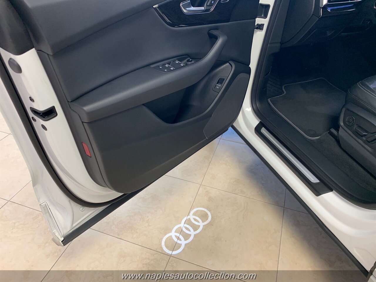 2019 Audi Q8 3.0T quattro Premium   - Photo 9 - Fort Myers, FL 33967