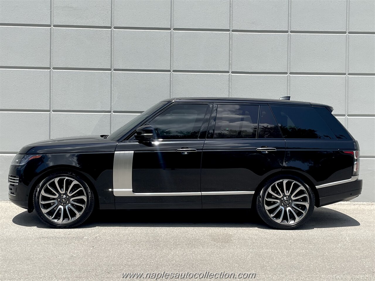 2019 Land Rover Range Rover Autobiography   - Photo 3 - Fort Myers, FL 33967