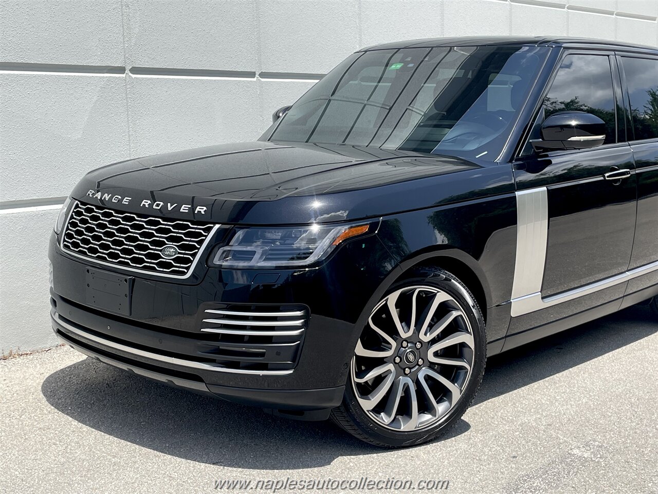 2019 Land Rover Range Rover Autobiography   - Photo 18 - Fort Myers, FL 33967