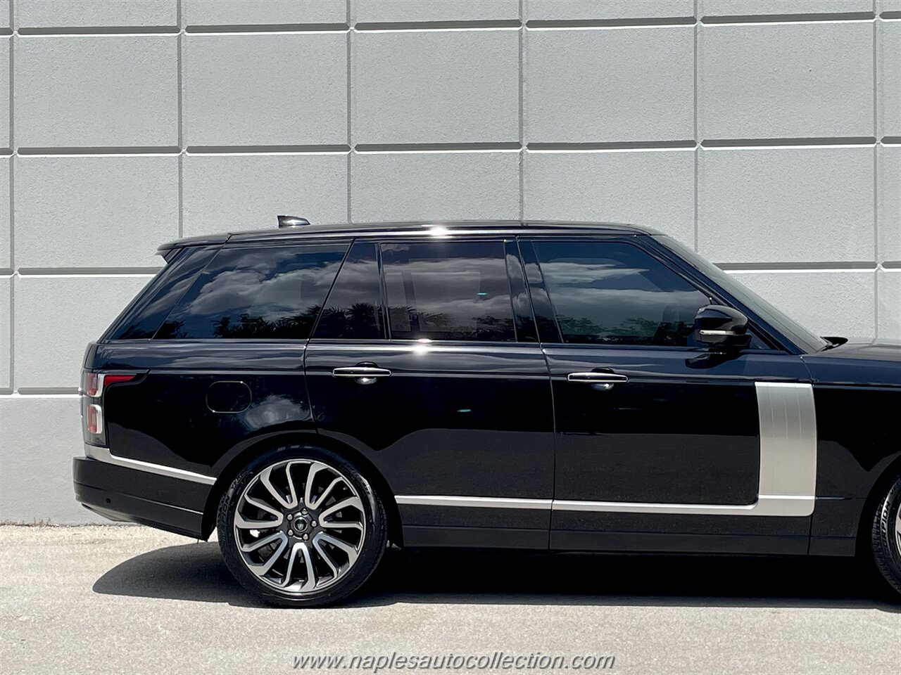 2019 Land Rover Range Rover Autobiography   - Photo 28 - Fort Myers, FL 33967
