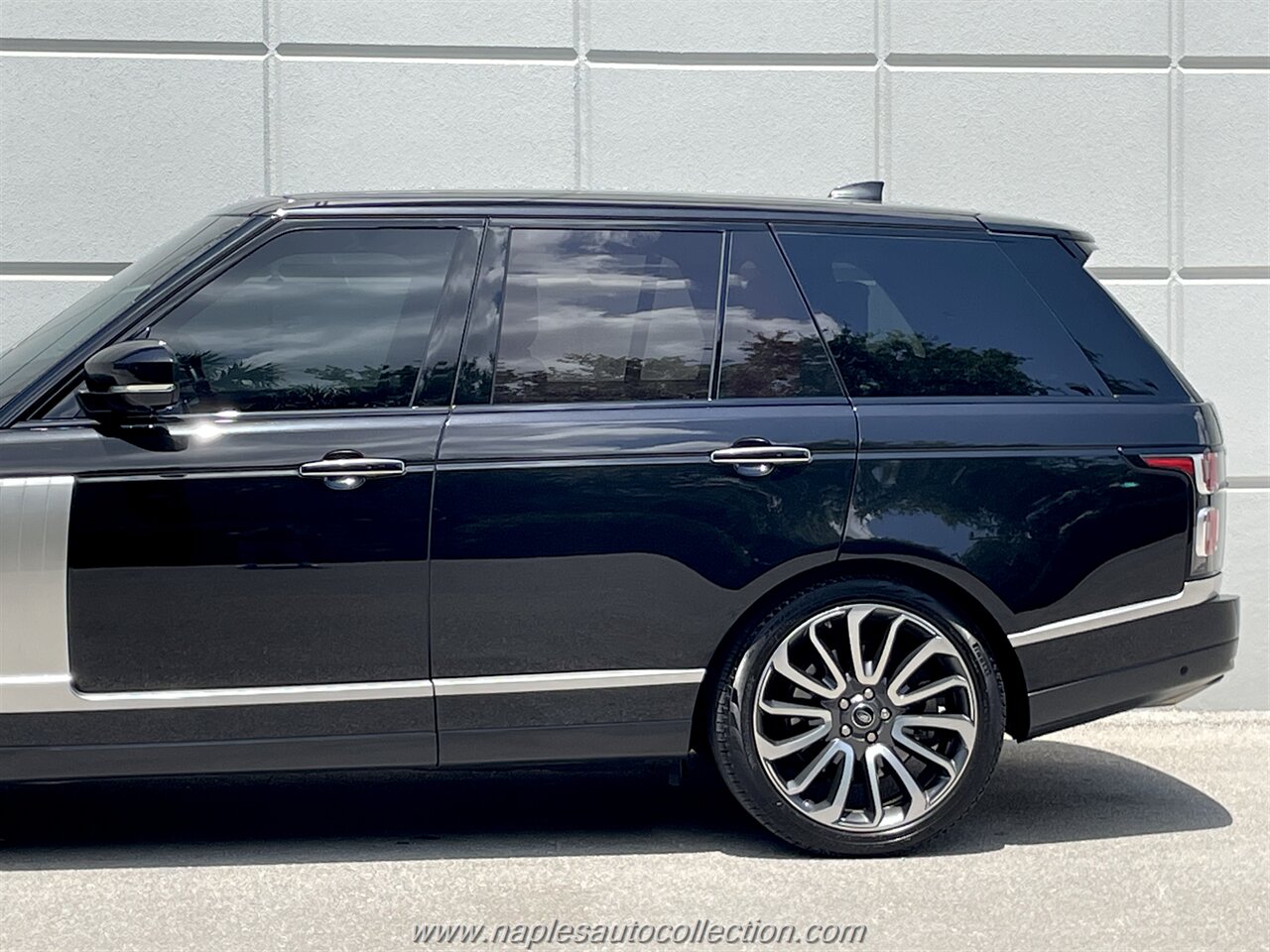 2019 Land Rover Range Rover Autobiography   - Photo 21 - Fort Myers, FL 33967