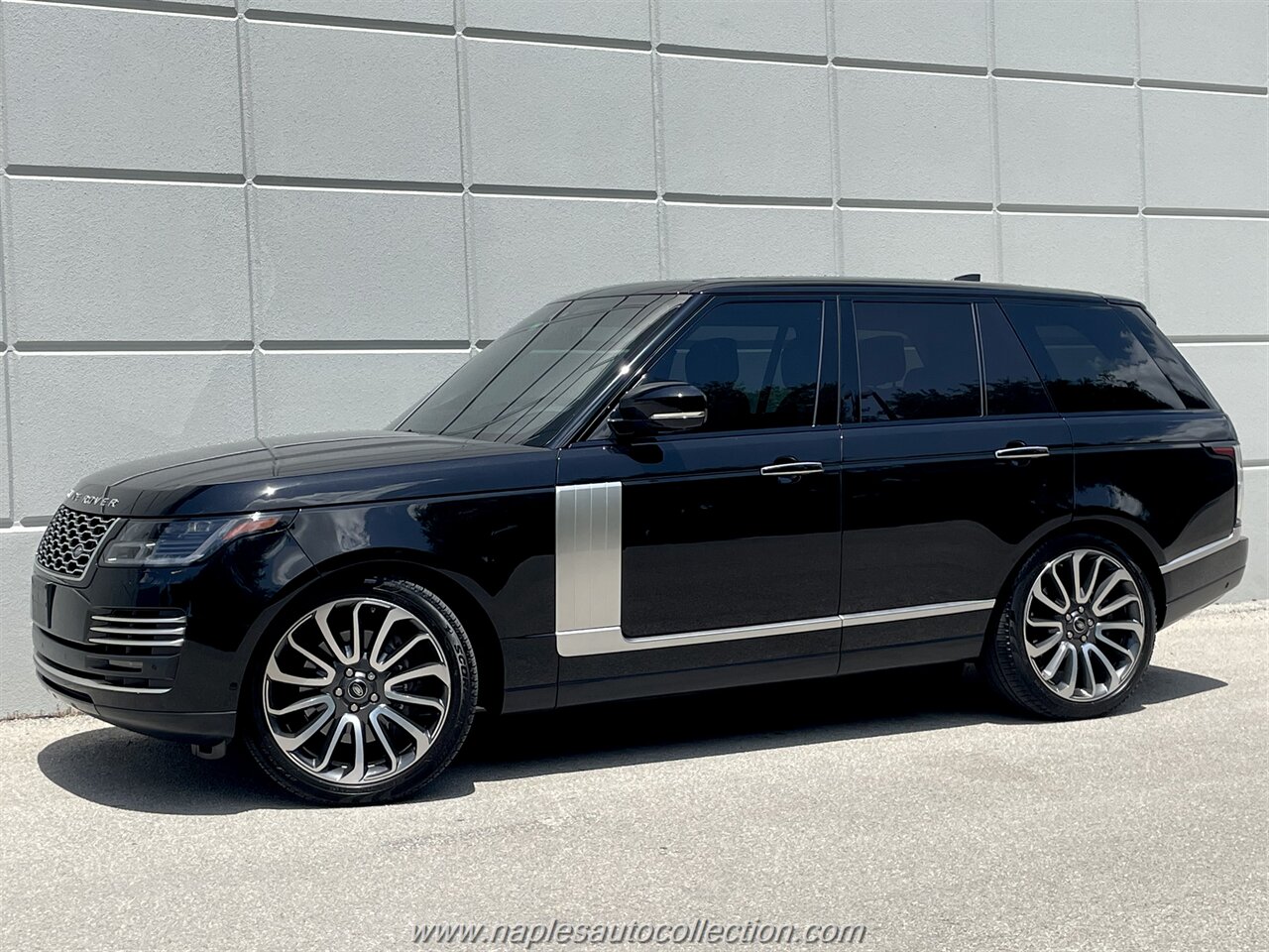2019 Land Rover Range Rover Autobiography   - Photo 17 - Fort Myers, FL 33967