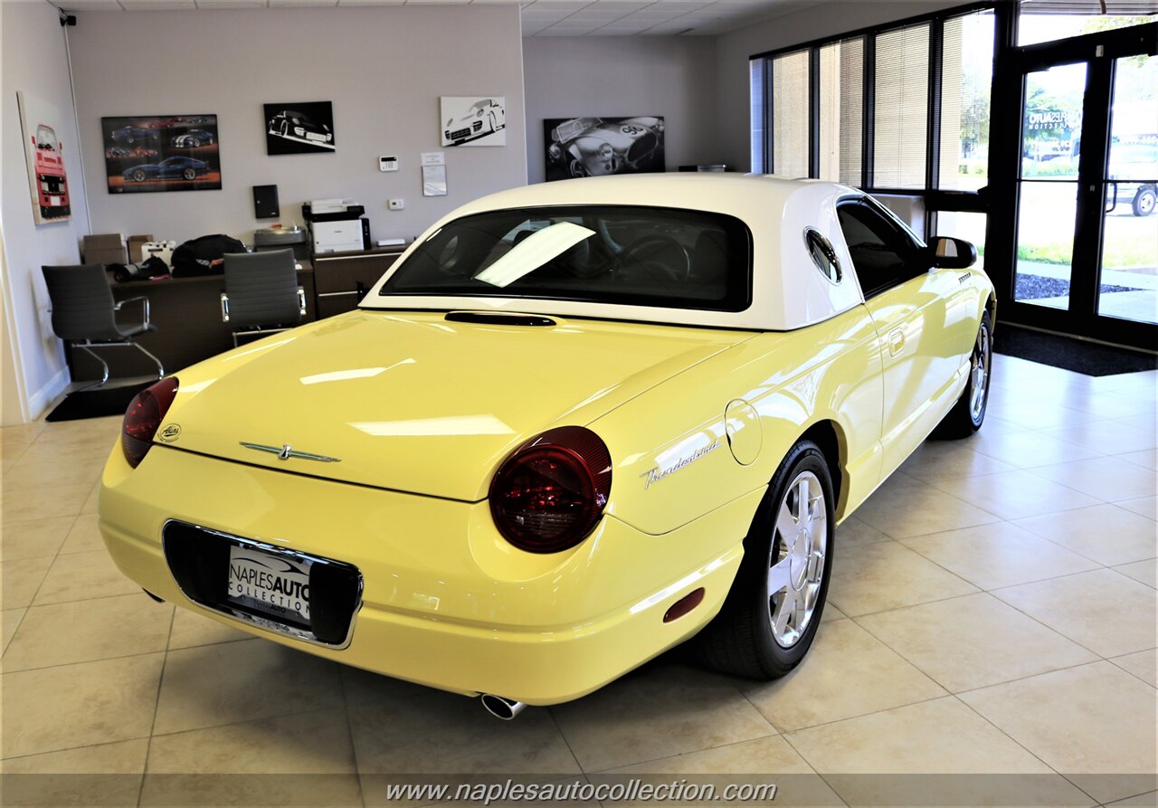 2002 Ford Thunderbird Deluxe   - Photo 13 - Fort Myers, FL 33967