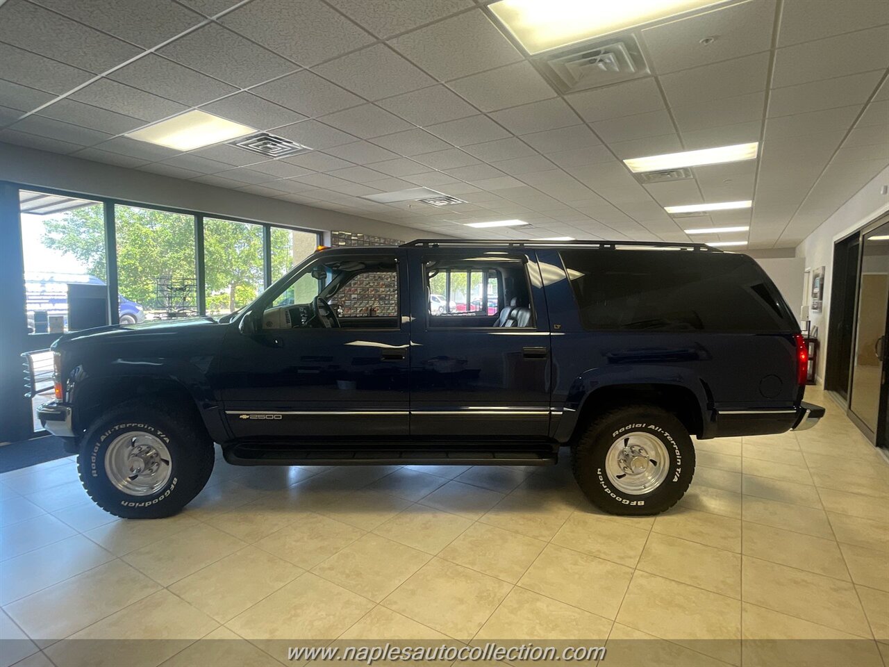 1997 Chevrolet Suburban K2500 4dr K2500   - Photo 7 - Fort Myers, FL 33967